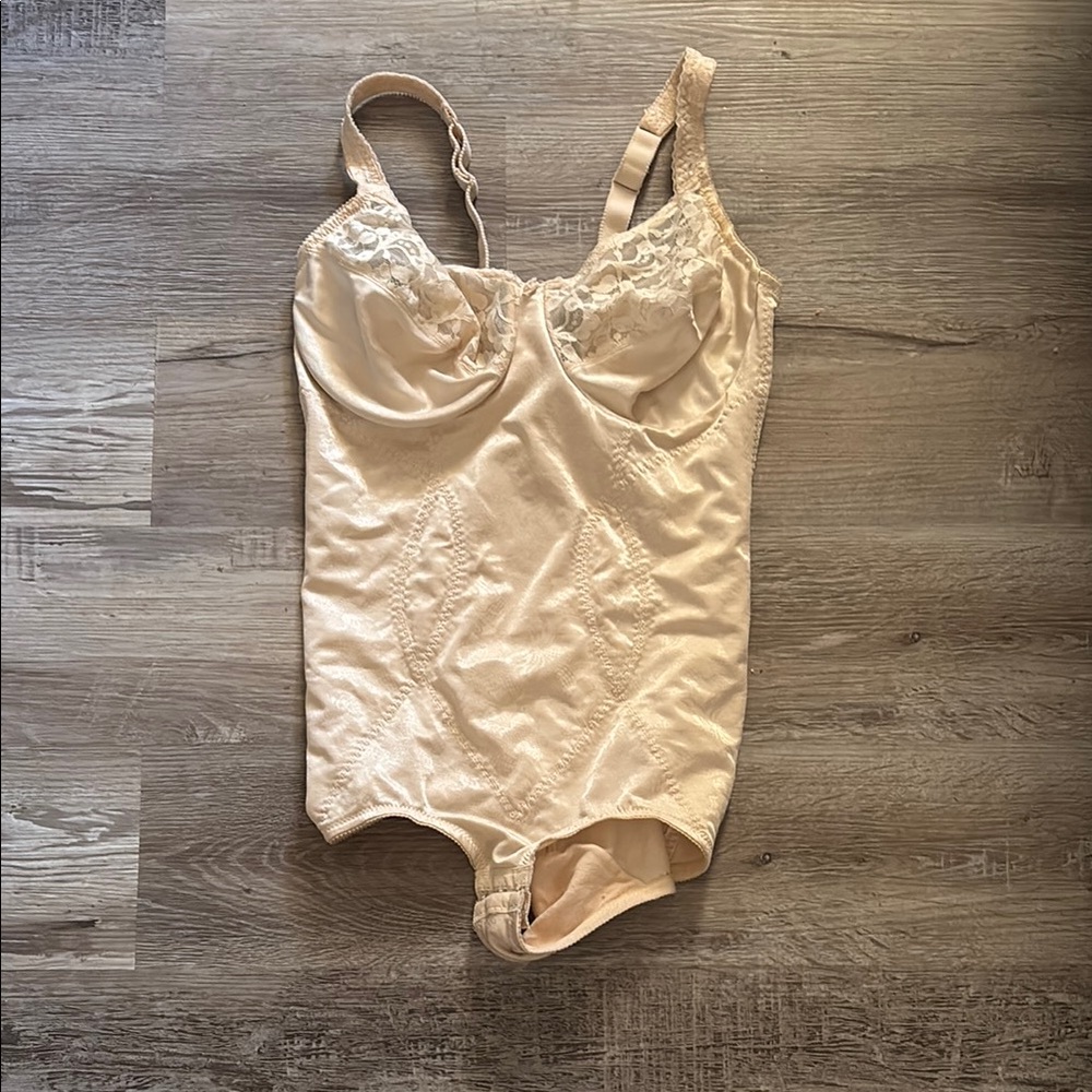 Flexees Cream Lace Shapewear Bodysuit